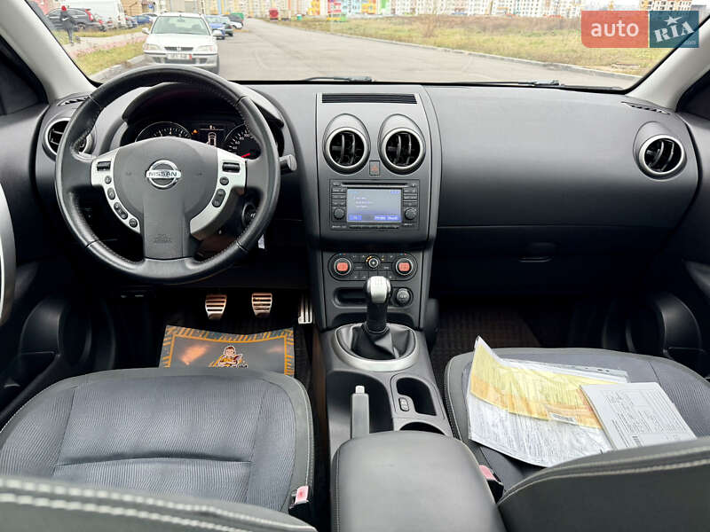 Позашляховик / Кросовер Nissan Qashqai 2010 в Вінниці