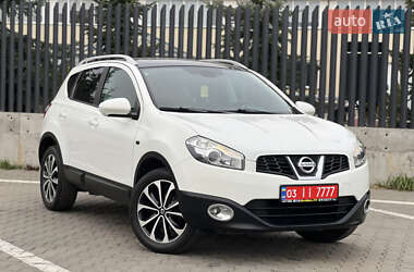 Позашляховик / Кросовер Nissan Qashqai 2011 в Луцьку