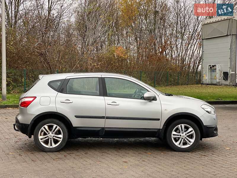 Внедорожник / Кроссовер Nissan Qashqai 2010 в Звягеле фото 12 Внедорожник / Кроссовер Nissan Qashqai 2010 в Звягеле