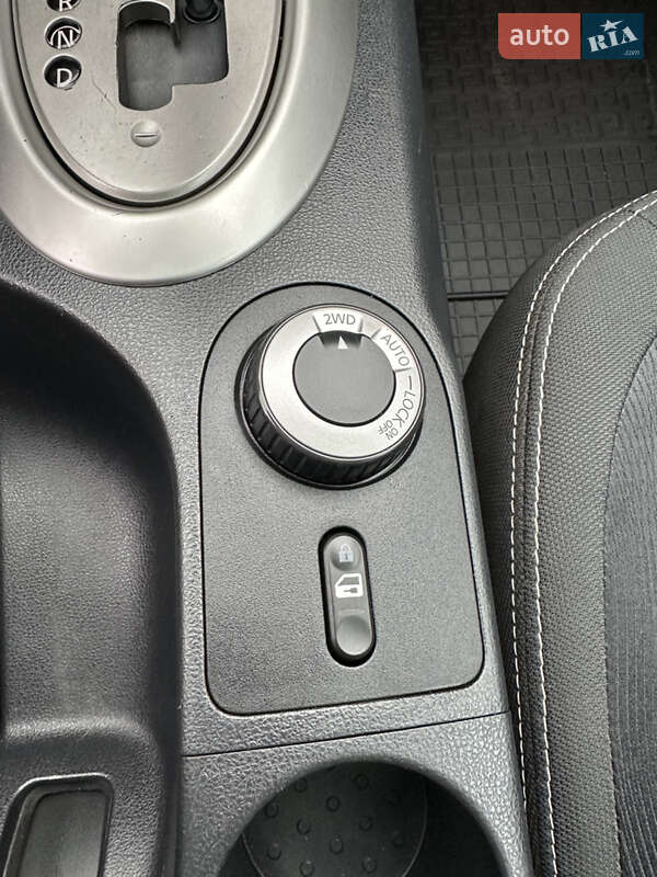 Позашляховик / Кросовер Nissan Qashqai 2011 в Рівному