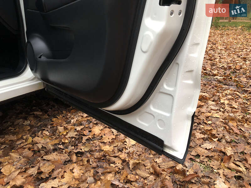 Внедорожник / Кроссовер Nissan Qashqai 2015 в Тернополе фото 34 Внедорожник / Кроссовер Nissan Qashqai 2015 в Тернополе