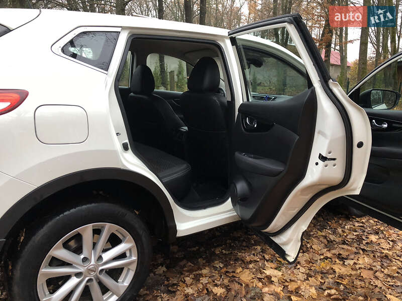 Внедорожник / Кроссовер Nissan Qashqai 2015 в Тернополе фото 39 Внедорожник / Кроссовер Nissan Qashqai 2015 в Тернополе