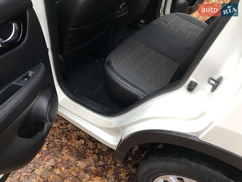 Внедорожник / Кроссовер Nissan Qashqai 2015 в Тернополе фото 47 Внедорожник / Кроссовер Nissan Qashqai 2015 в Тернополе