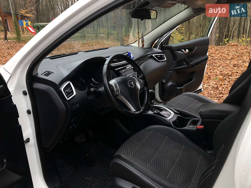 Внедорожник / Кроссовер Nissan Qashqai 2015 в Тернополе фото 57 Внедорожник / Кроссовер Nissan Qashqai 2015 в Тернополе