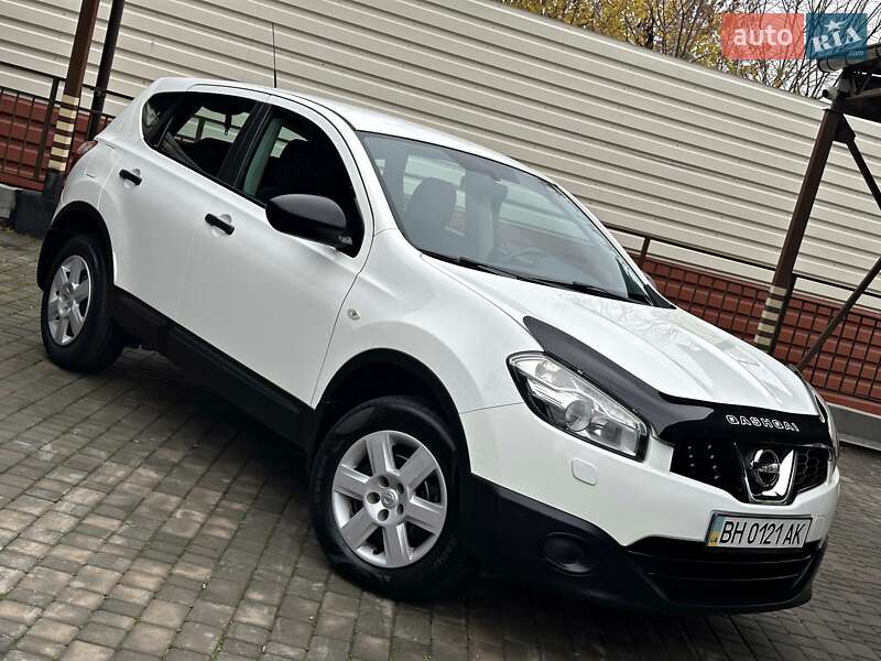 Позашляховик / Кросовер Nissan Qashqai 2010 в Одесі