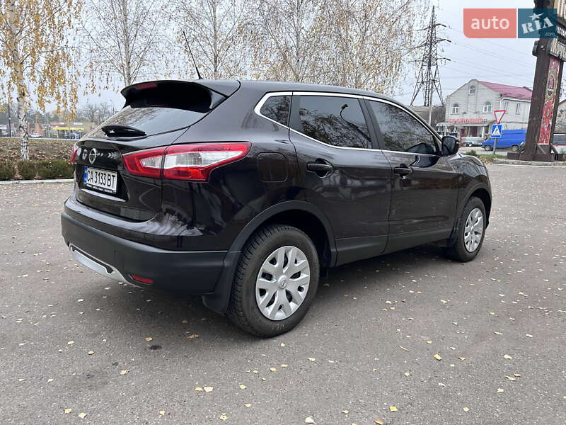 Внедорожник / Кроссовер Nissan Qashqai 2017 в Смеле фото 6 Внедорожник / Кроссовер Nissan Qashqai 2017 в Смеле