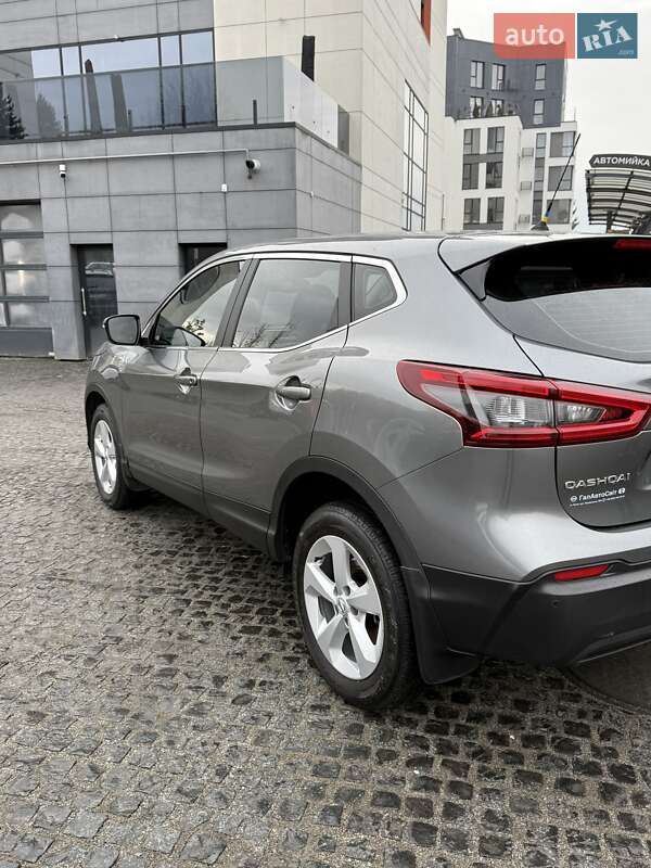 Позашляховик / Кросовер Nissan Qashqai 2018 в Львові