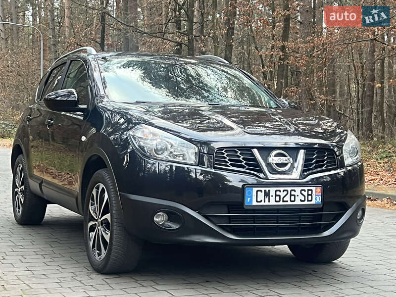Позашляховик / Кросовер Nissan Qashqai 2012 в Львові