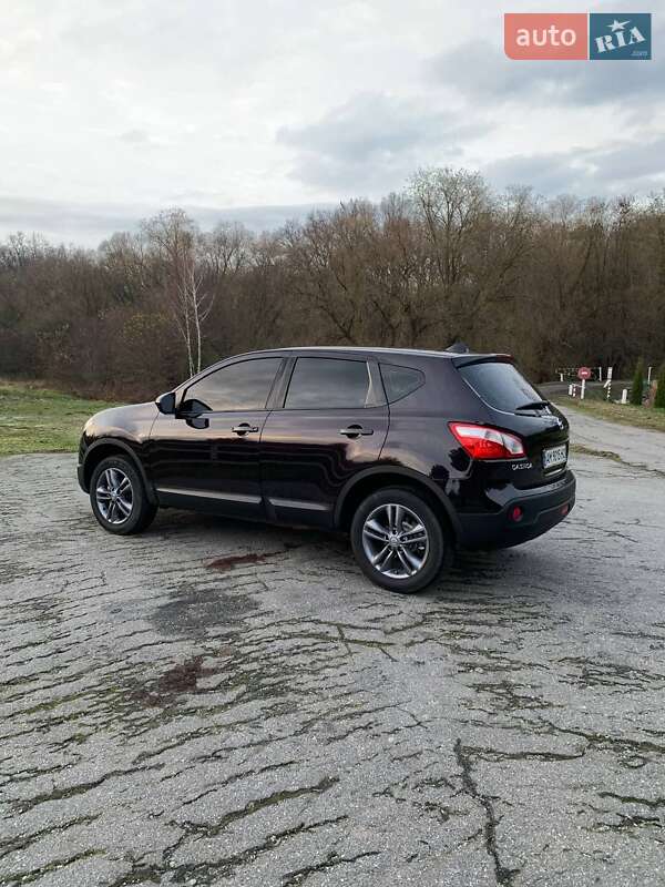 Позашляховик / Кросовер Nissan Qashqai 2012 в Любарі