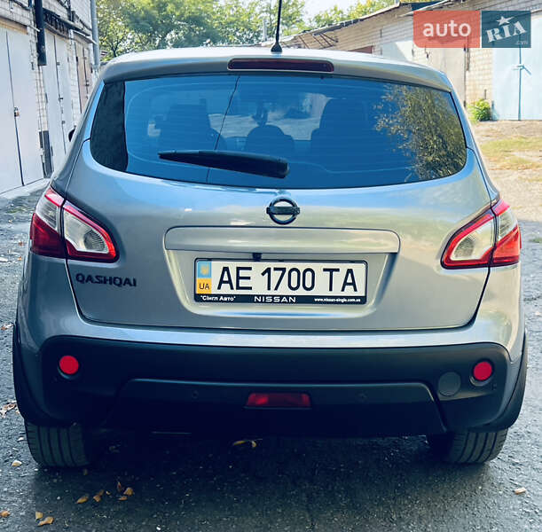 Позашляховик / Кросовер Nissan Qashqai 2011 в Дніпрі