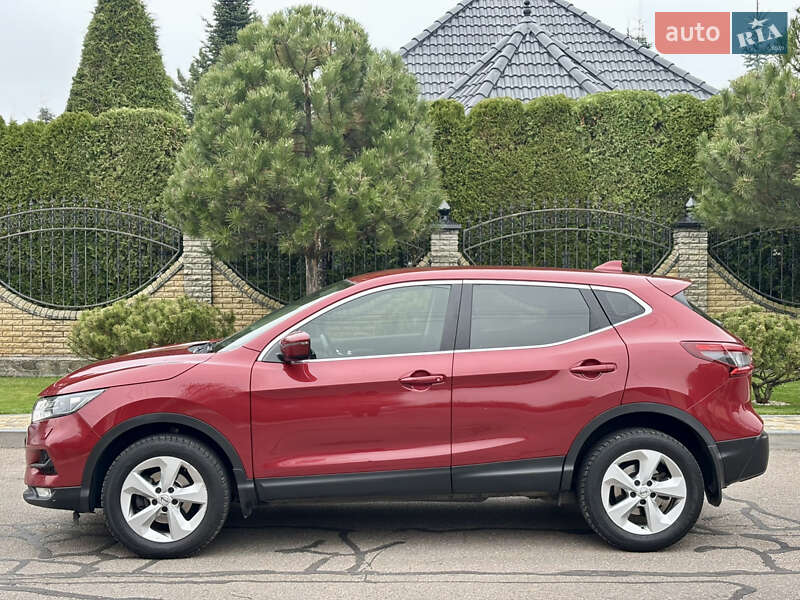 Внедорожник / Кроссовер Nissan Qashqai 2017 в Киеве