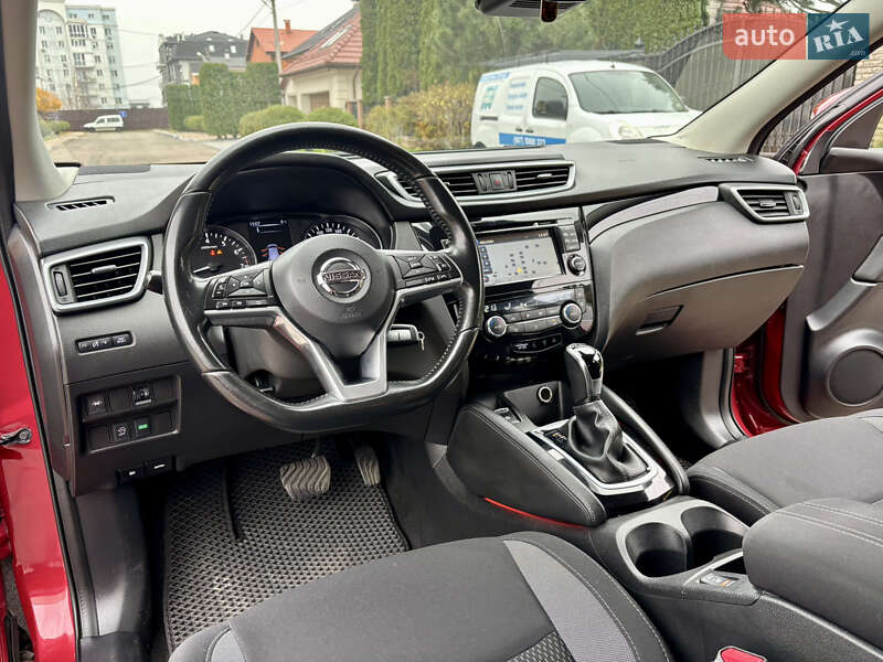Внедорожник / Кроссовер Nissan Qashqai 2017 в Киеве