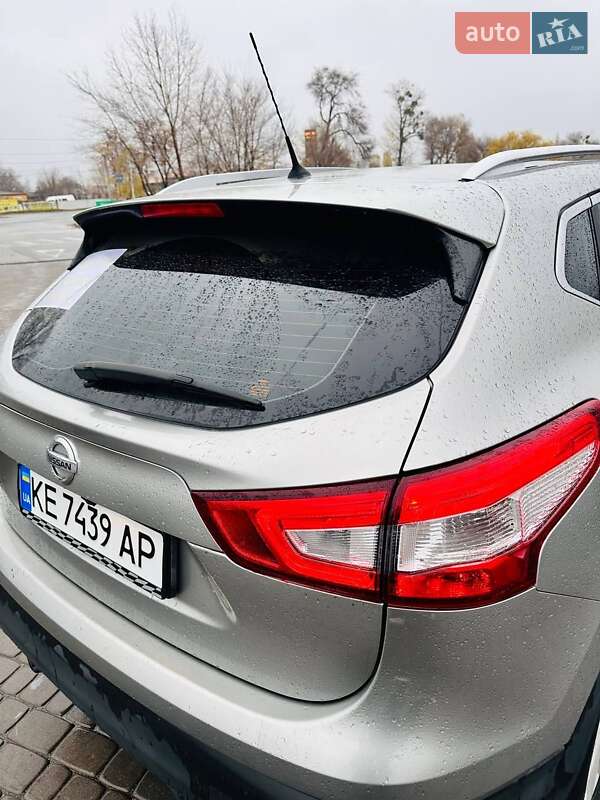 Позашляховик / Кросовер Nissan Qashqai 2015 в Новомосковську фото 11 Позашляховик / Кросовер Nissan Qashqai 2015 в Новомосковську
