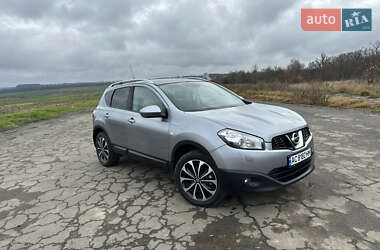 Внедорожник / Кроссовер Nissan Qashqai 2010 в Хмельницком