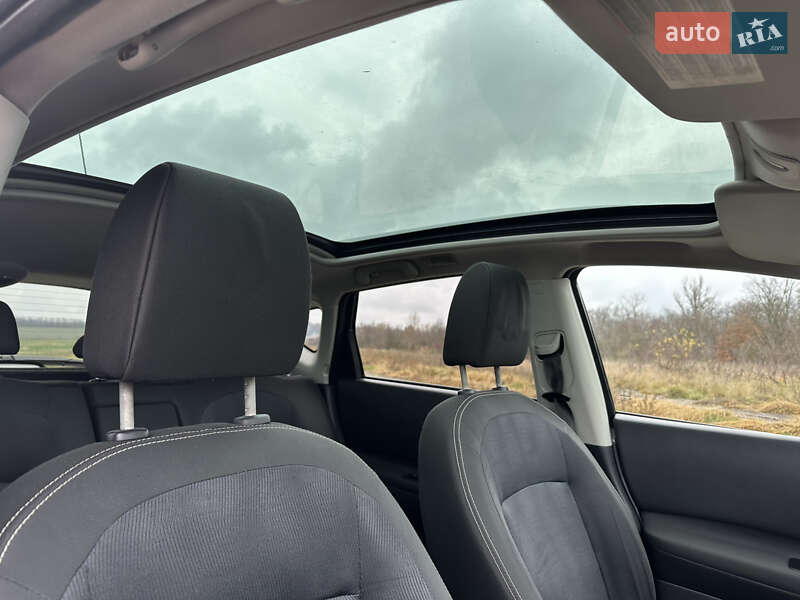 Внедорожник / Кроссовер Nissan Qashqai 2010 в Хмельницком