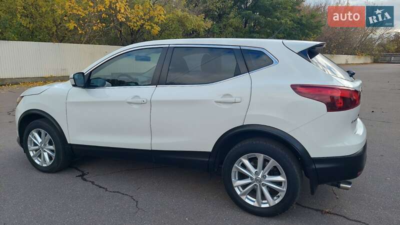 Внедорожник / Кроссовер Nissan Qashqai 2017 в Чернигове