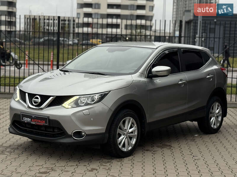 Внедорожник / Кроссовер Nissan Qashqai 2015 в Киеве