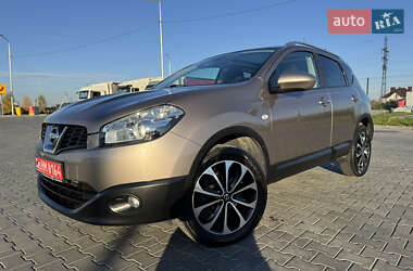 Позашляховик / Кросовер Nissan Qashqai 2012 в Луцьку