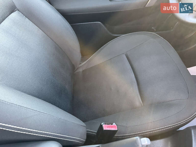 Позашляховик / Кросовер Nissan Qashqai 2012 в Луцьку