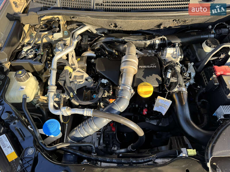 Позашляховик / Кросовер Nissan Qashqai 2012 в Луцьку