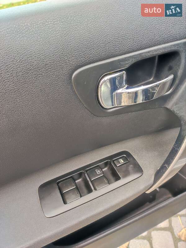 Внедорожник / Кроссовер Nissan Qashqai 2009 в Каменец-Подольском фото 11 Внедорожник / Кроссовер Nissan Qashqai 2009 в Каменец-Подольском