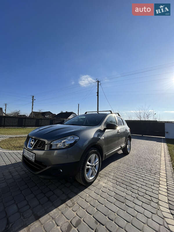 Позашляховик / Кросовер Nissan Qashqai 2011 в Турійську