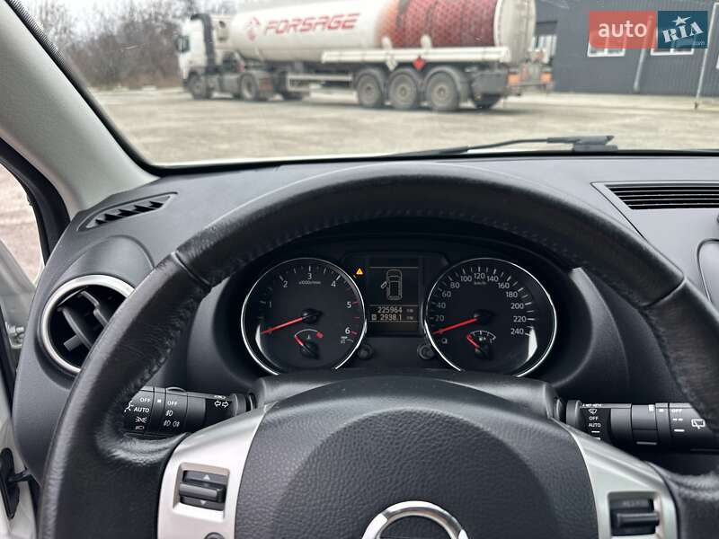 Внедорожник / Кроссовер Nissan Qashqai 2013 в Бердичеве