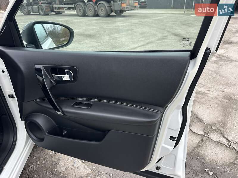 Внедорожник / Кроссовер Nissan Qashqai 2013 в Бердичеве