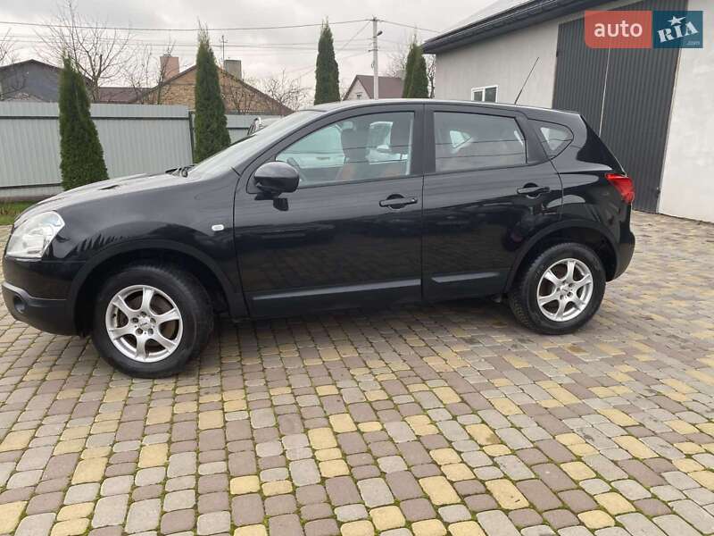 Внедорожник / Кроссовер Nissan Qashqai 2008 в Нововолынске