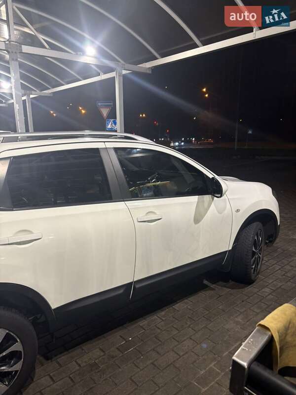 Внедорожник / Кроссовер Nissan Qashqai 2011 в Киеве фото 6 Внедорожник / Кроссовер Nissan Qashqai 2011 в Киеве
