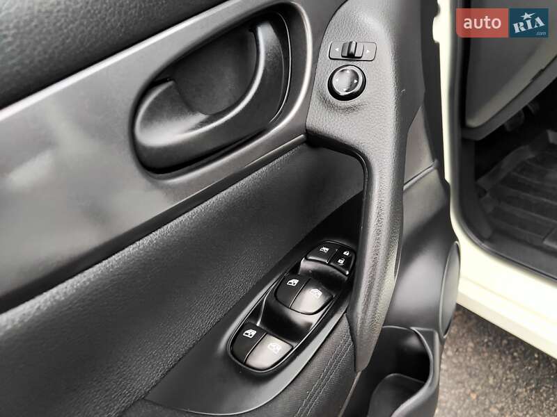 Внедорожник / Кроссовер Nissan Qashqai 2019 в Киеве