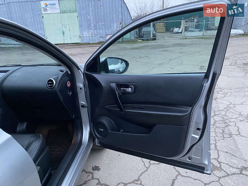 Внедорожник / Кроссовер Nissan Qashqai 2012 в Ровно фото 30 Внедорожник / Кроссовер Nissan Qashqai 2012 в Ровно