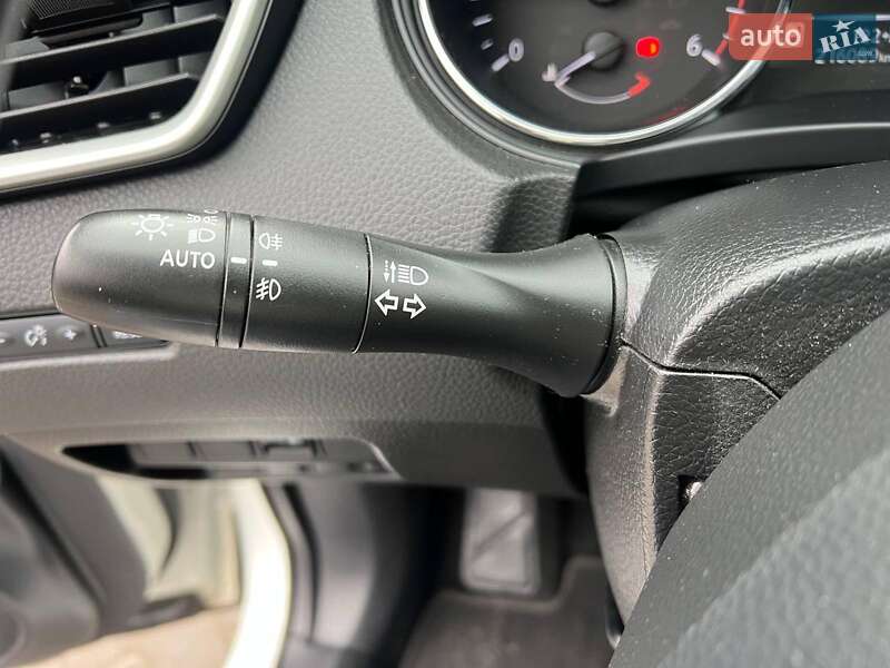 Внедорожник / Кроссовер Nissan Qashqai 2017 в Львове фото 27 Внедорожник / Кроссовер Nissan Qashqai 2017 в Львове