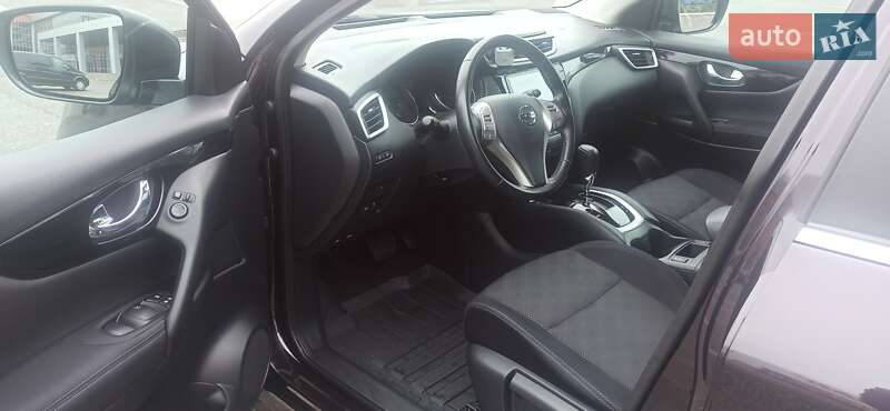 Позашляховик / Кросовер Nissan Qashqai 2016 в Броварах