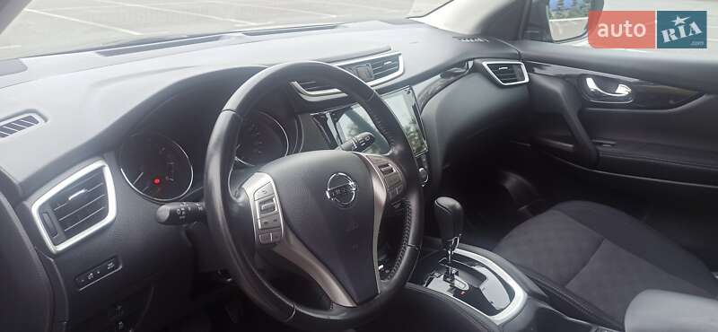 Позашляховик / Кросовер Nissan Qashqai 2016 в Броварах