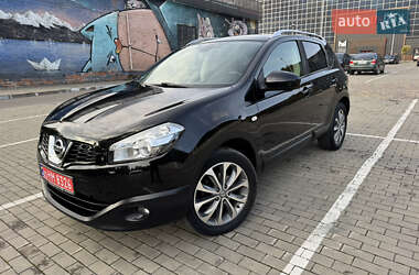 Позашляховик / Кросовер Nissan Qashqai 2011 в Луцьку