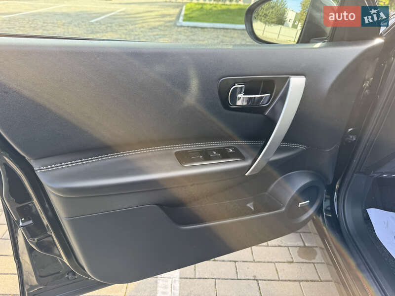 Внедорожник / Кроссовер Nissan Qashqai 2011 в Луцке фото 18 Внедорожник / Кроссовер Nissan Qashqai 2011 в Луцке