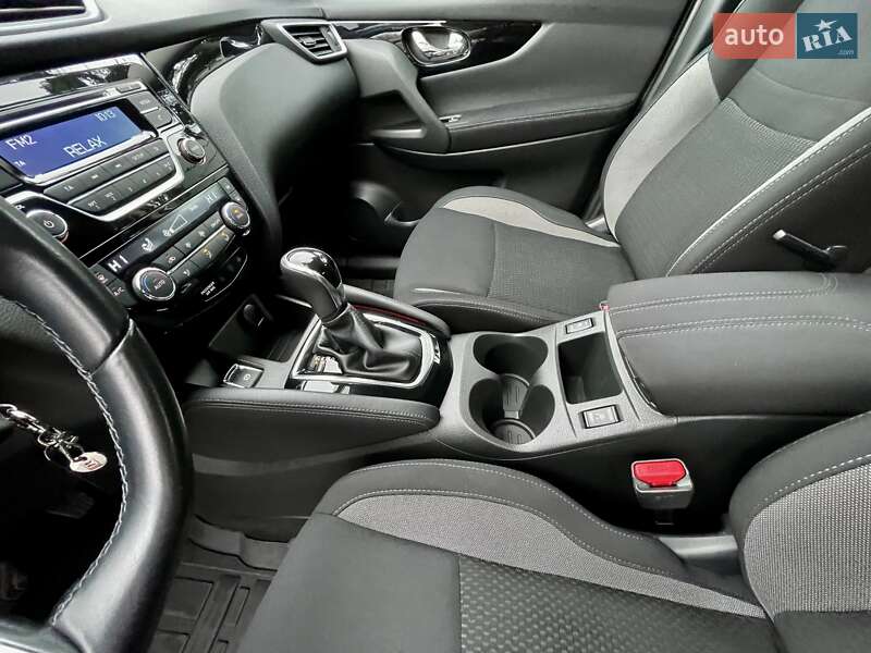 Внедорожник / Кроссовер Nissan Qashqai 2020 в Киеве