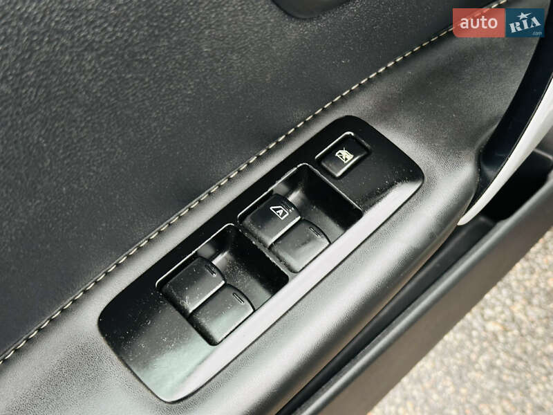 Внедорожник / Кроссовер Nissan Qashqai 2011 в Харькове фото 28 Внедорожник / Кроссовер Nissan Qashqai 2011 в Харькове