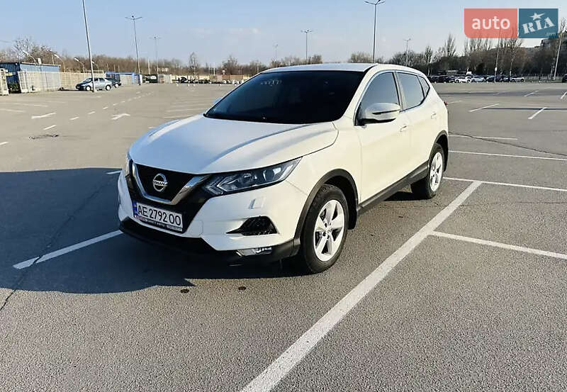Позашляховик / Кросовер Nissan Qashqai 2018 в Дніпрі фото Позашляховик / Кросовер Nissan Qashqai 2018 в Дніпрі