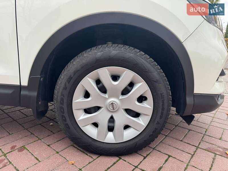 Внедорожник / Кроссовер Nissan Qashqai 2018 в Днепре