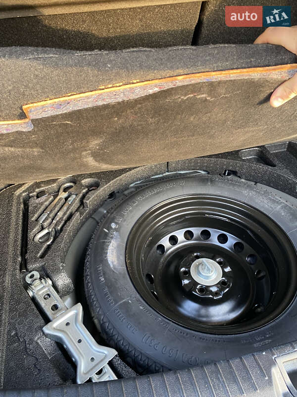 Внедорожник / Кроссовер Nissan Qashqai 2013 в Ровно