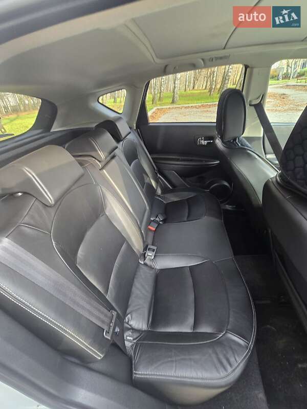 Внедорожник / Кроссовер Nissan Qashqai 2010 в Тернополе фото 18 Внедорожник / Кроссовер Nissan Qashqai 2010 в Тернополе
