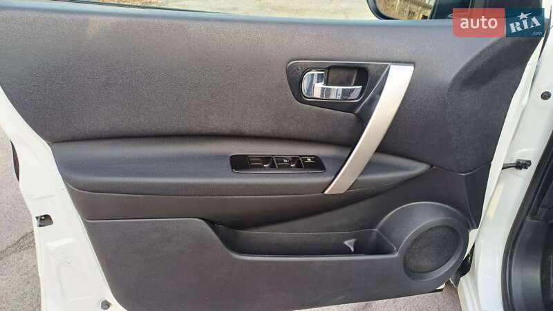 Внедорожник / Кроссовер Nissan Qashqai 2011 в Звягеле фото 23 Внедорожник / Кроссовер Nissan Qashqai 2011 в Звягеле