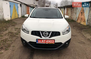 Внедорожник / Кроссовер Nissan Qashqai 2010 в Коростене