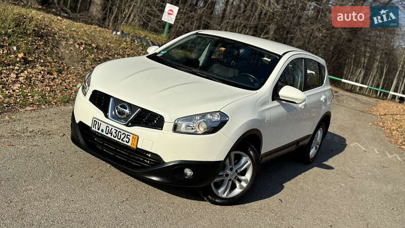 Внедорожник / Кроссовер Nissan Qashqai 2014 в Виннице