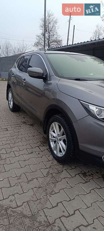 Внедорожник / Кроссовер Nissan Qashqai 2015 в Староконстантинове фото 3 Внедорожник / Кроссовер Nissan Qashqai 2015 в Староконстантинове