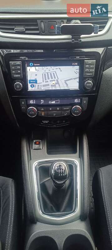 Внедорожник / Кроссовер Nissan Qashqai 2015 в Староконстантинове фото 8 Внедорожник / Кроссовер Nissan Qashqai 2015 в Староконстантинове