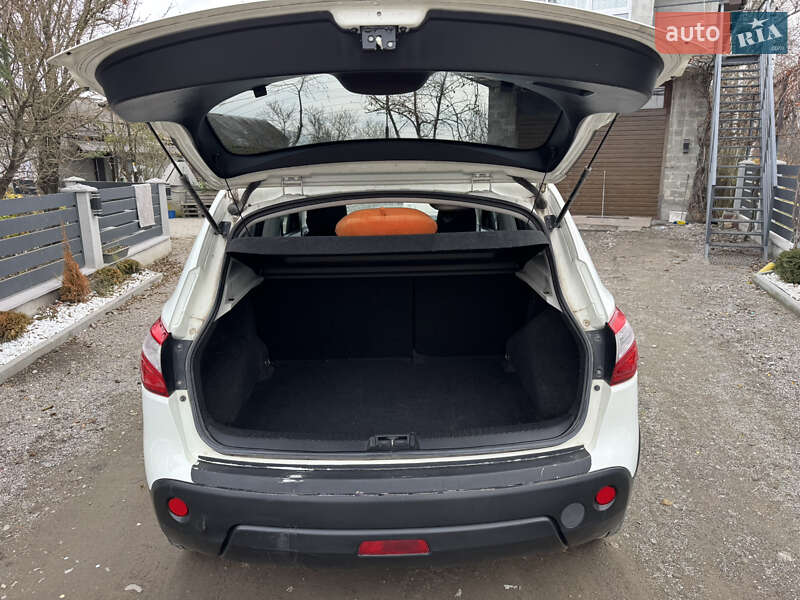 Внедорожник / Кроссовер Nissan Qashqai 2012 в Львове фото 7 Внедорожник / Кроссовер Nissan Qashqai 2012 в Львове