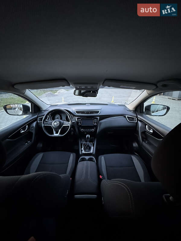 Внедорожник / Кроссовер Nissan Qashqai 2017 в Кагарлыке фото 10 Внедорожник / Кроссовер Nissan Qashqai 2017 в Кагарлыке